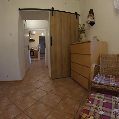 Ferienhaus U Anicky - Ve Vesnickem Stylu Se Zahradou *