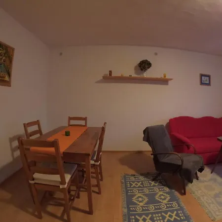 U Aničky - Ve Vesnickém Stylu Se Zahradou
